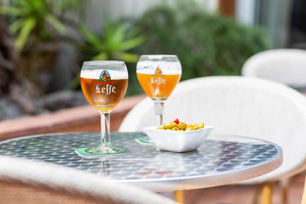 The Originals City, Hotel La Reine Jeanne, Orthez Buitenkant foto